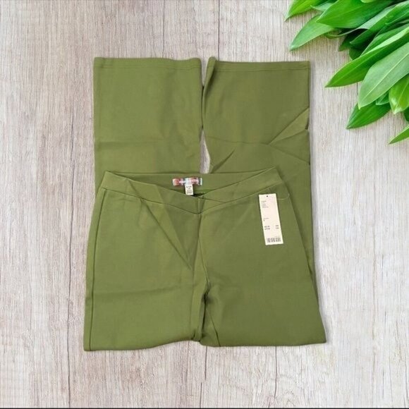 Urban Outfitters Aliya Low Rise Ponte Pant in Green 0 - Picture 5 of 5